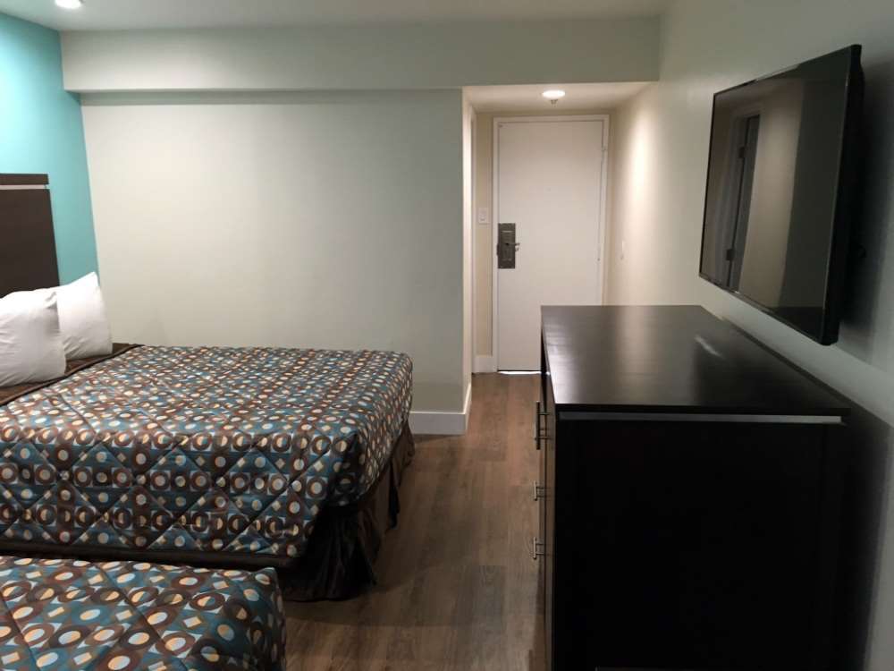 Vagabond Inn Executive - Bakersfield Downtowner Phòng bức ảnh